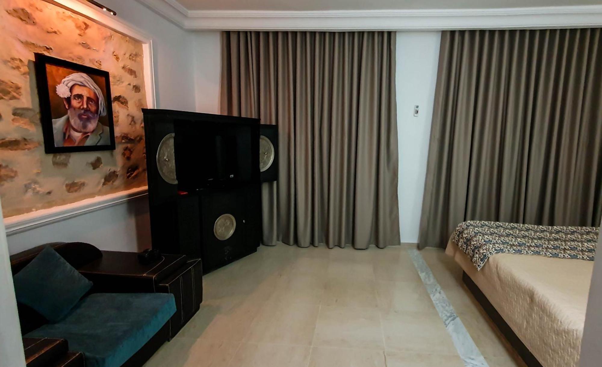 Le Patio De Mezraya Bed & Breakfast Mezraia ภายนอก รูปภาพ