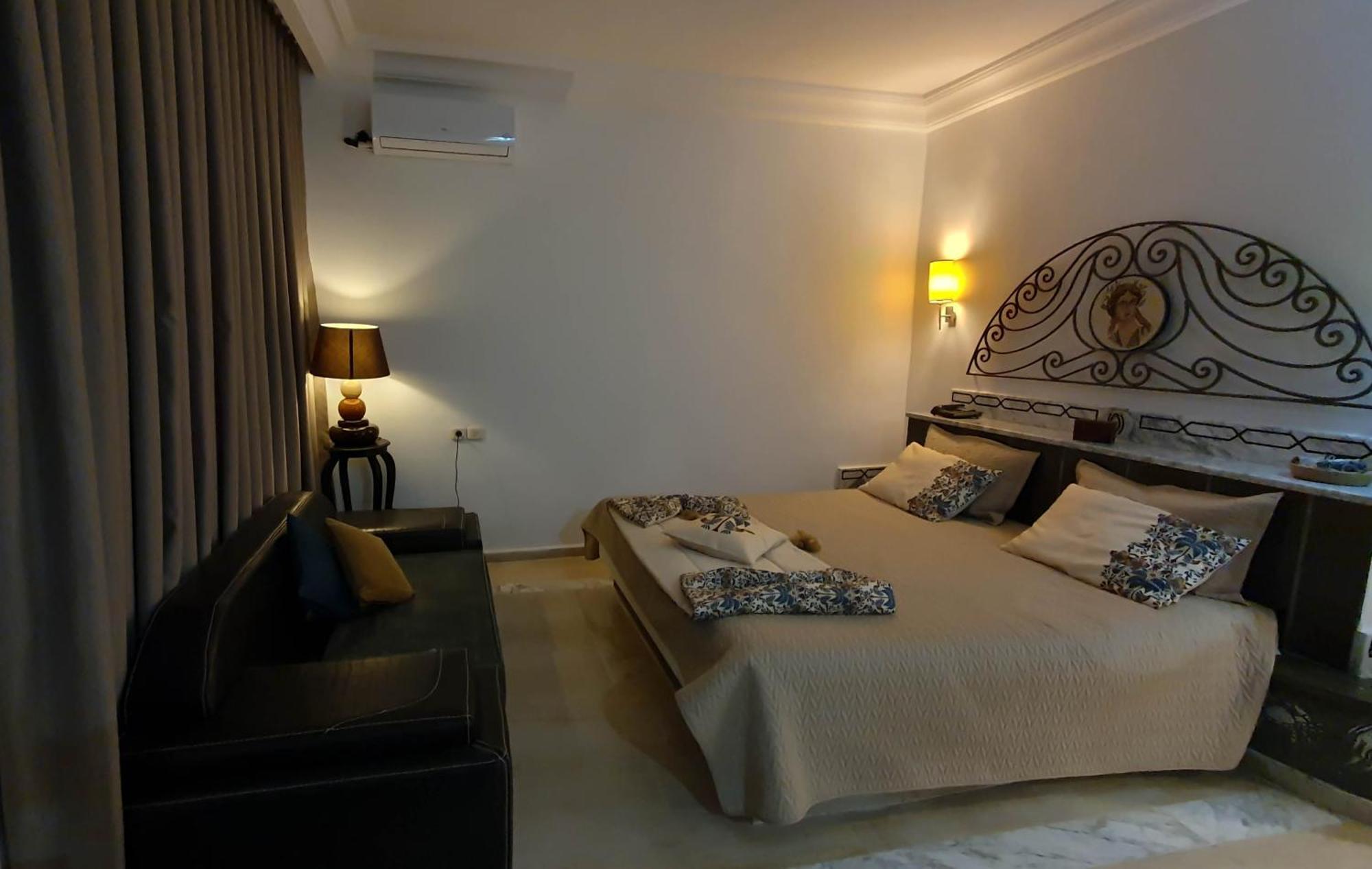 Le Patio De Mezraya Bed & Breakfast Mezraia ภายนอก รูปภาพ